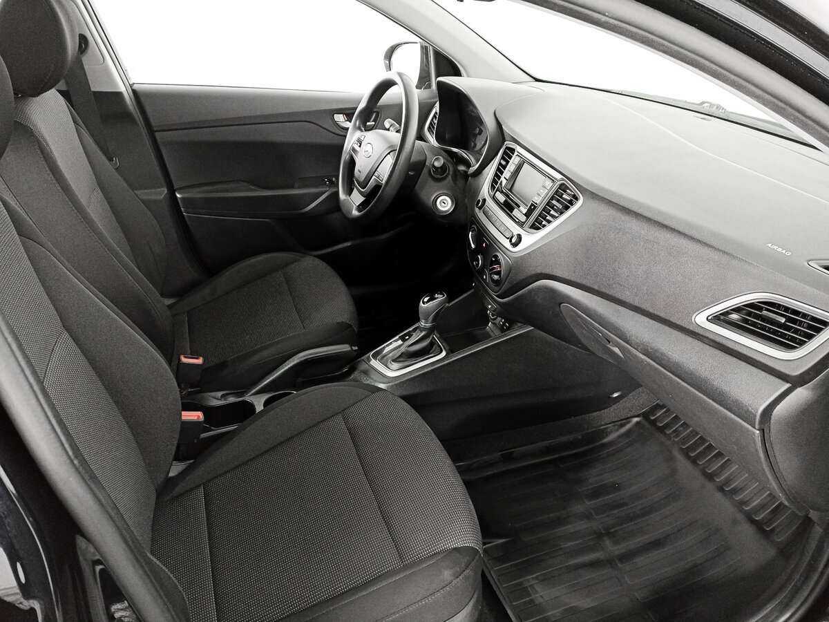 Купить Hyundai Solaris с пробегом. Фото: #8