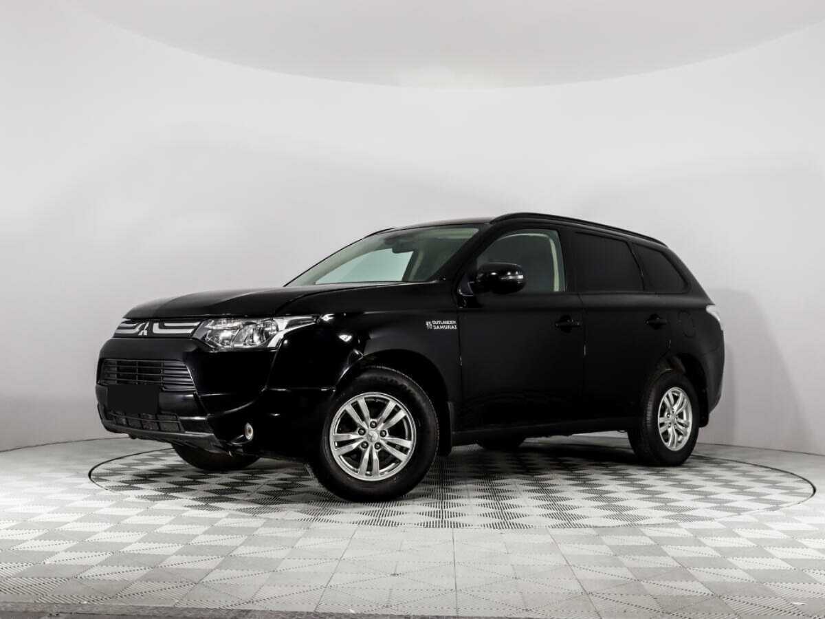 Купить Mitsubishi Outlander с пробегом. Посмотреть фото