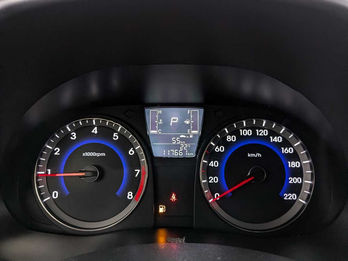 Купить Hyundai Solaris с пробегом. Фото: #11