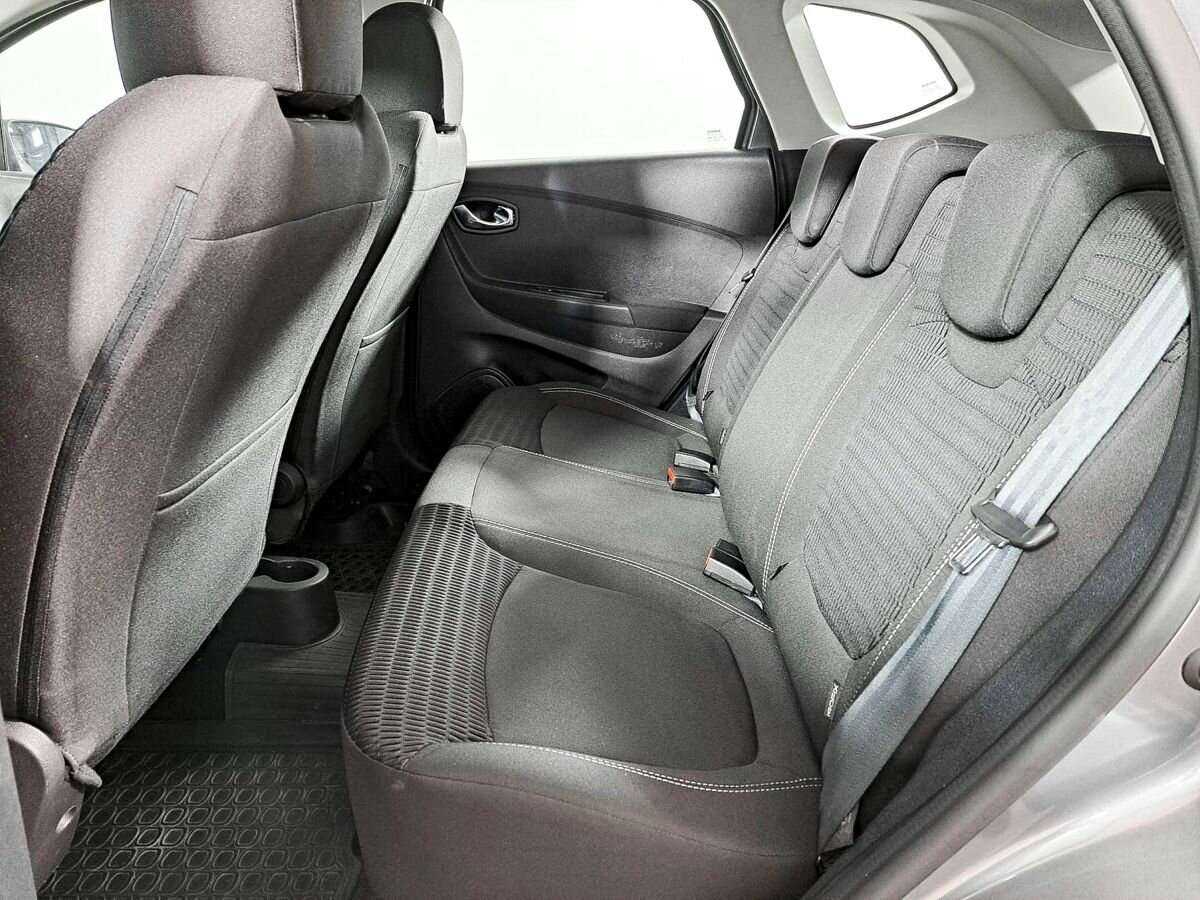 Купить Renault Kaptur с пробегом. Фото: #9