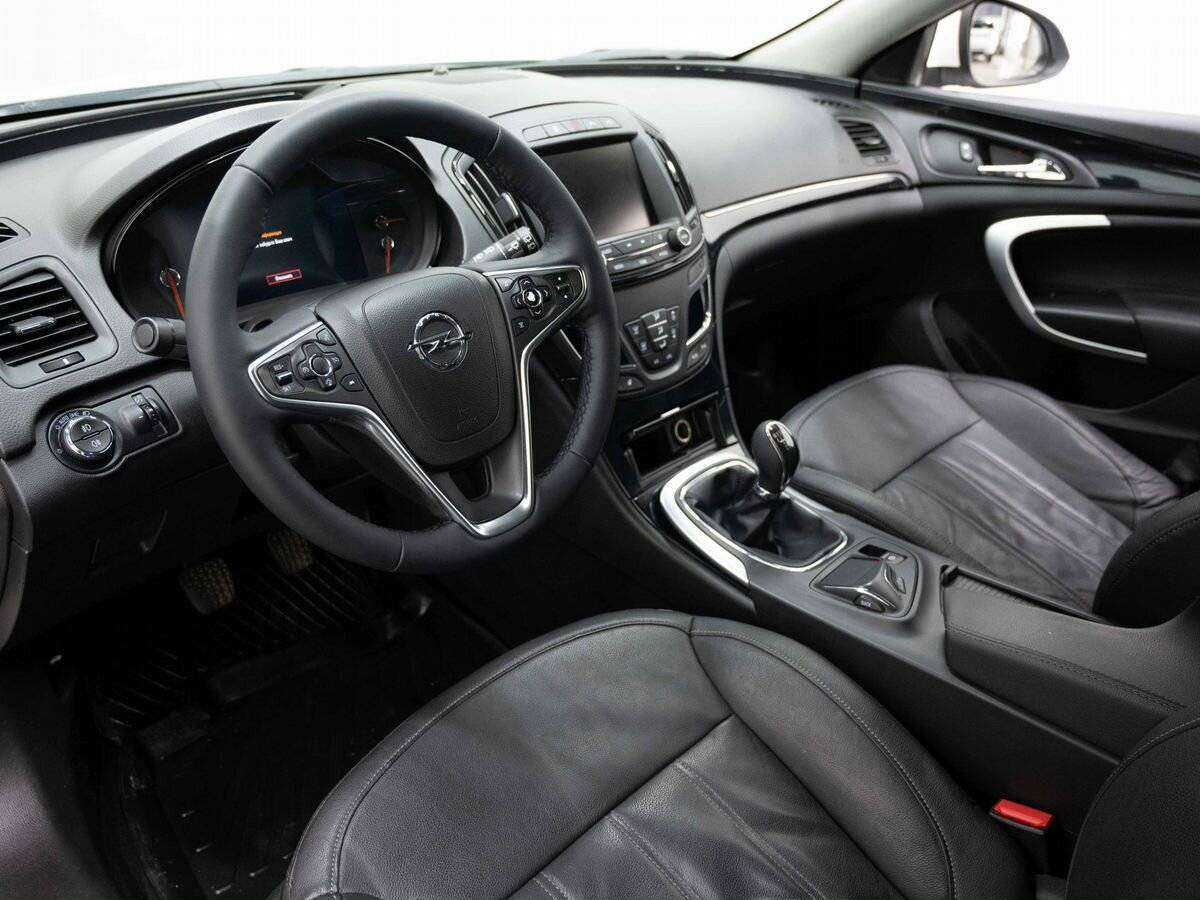 Купить Opel Insignia с пробегом. Фото: #9