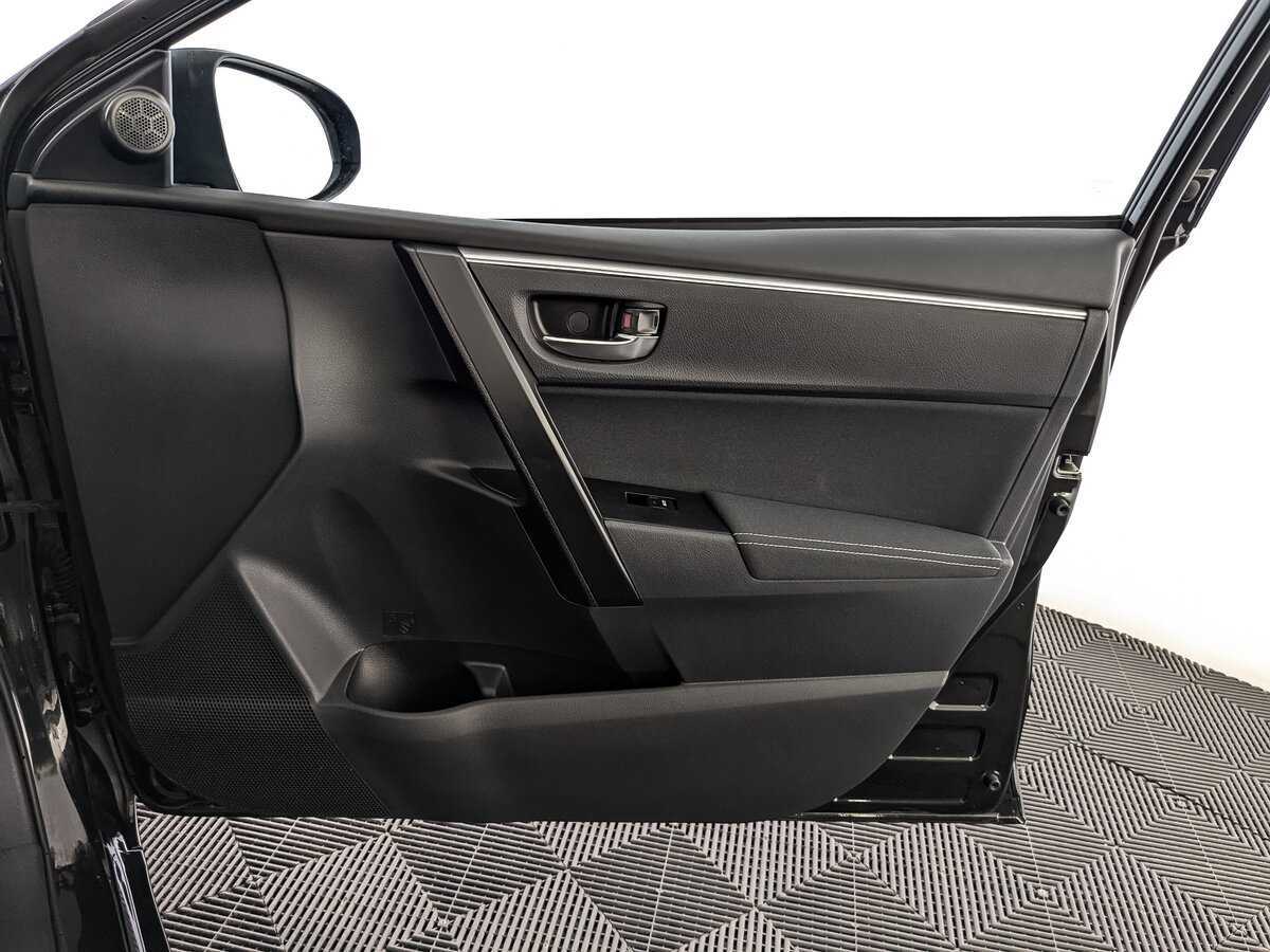 Купить Toyota Corolla с пробегом. Фото: #20