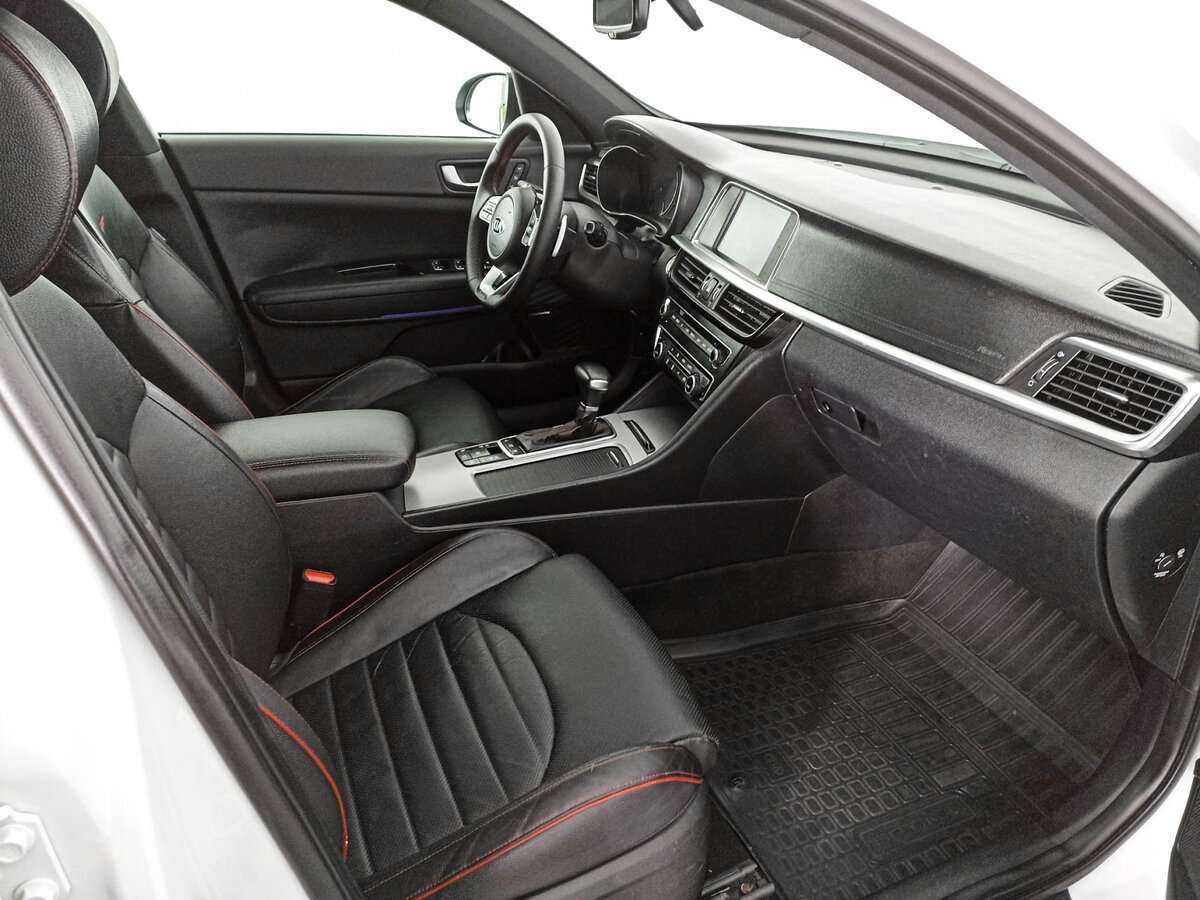 Купить Kia Optima с пробегом. Фото: #10