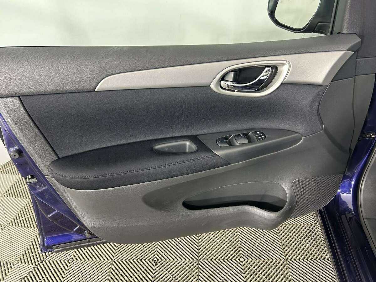 Купить Nissan Sentra с пробегом. Фото: #7