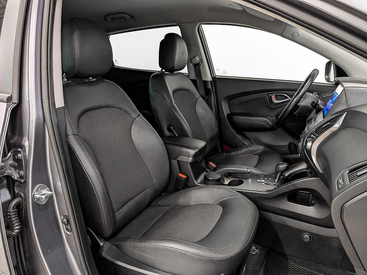 Купить Hyundai ix35 с пробегом. Фото: #23