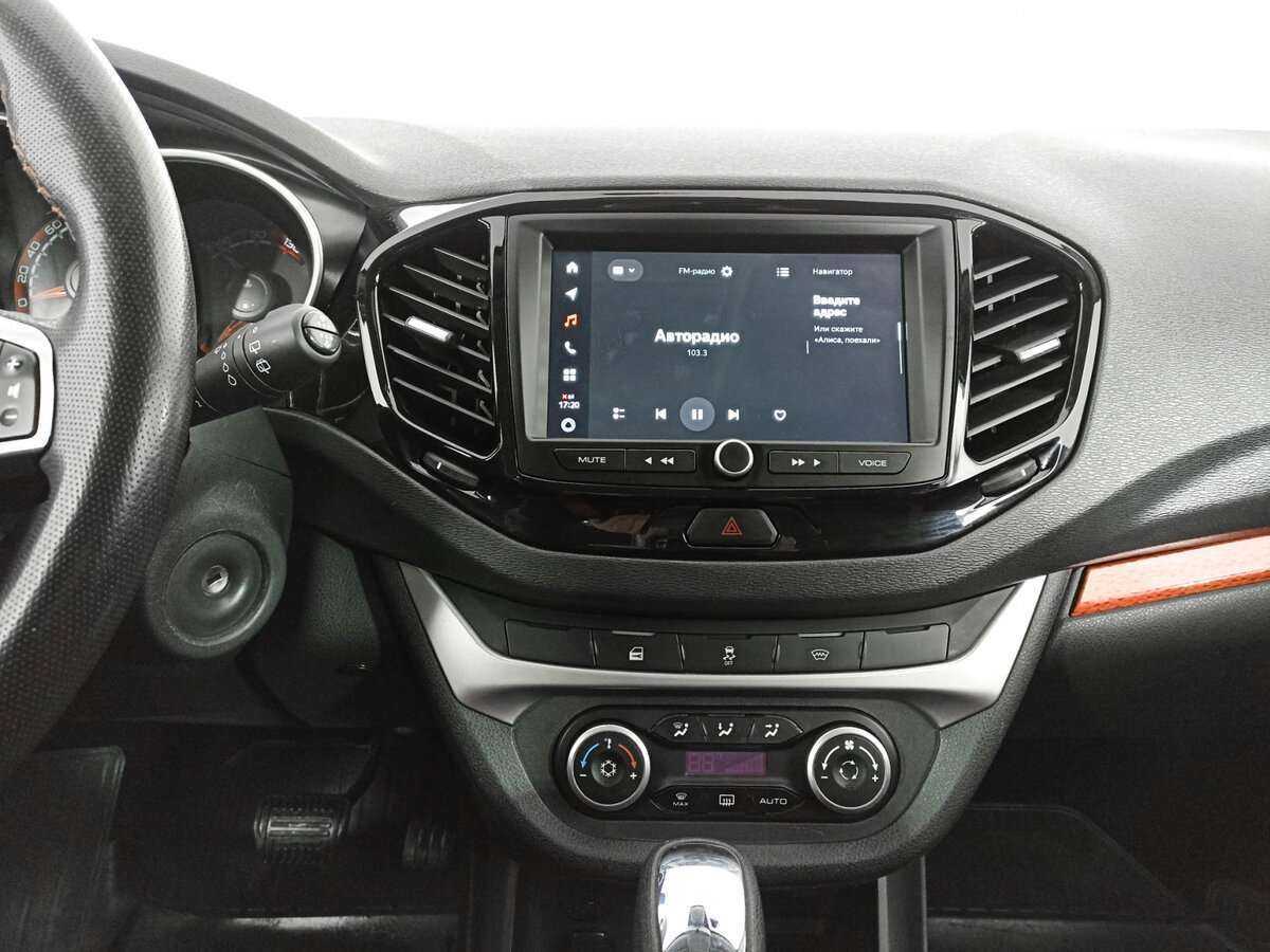 Купить Lada (ВАЗ) Vesta с пробегом. Фото: #12