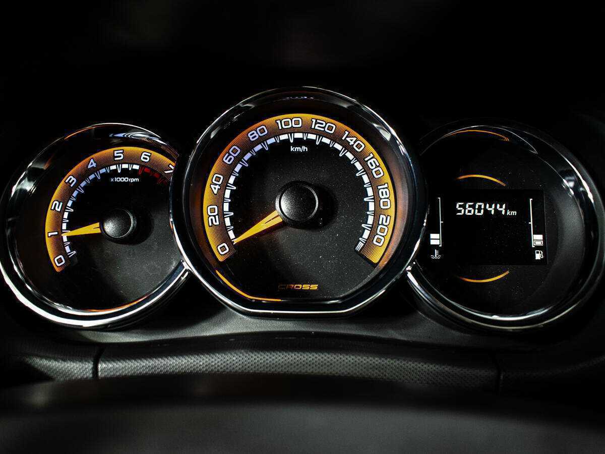 Купить Lada (ВАЗ) Largus с пробегом. Фото: #11