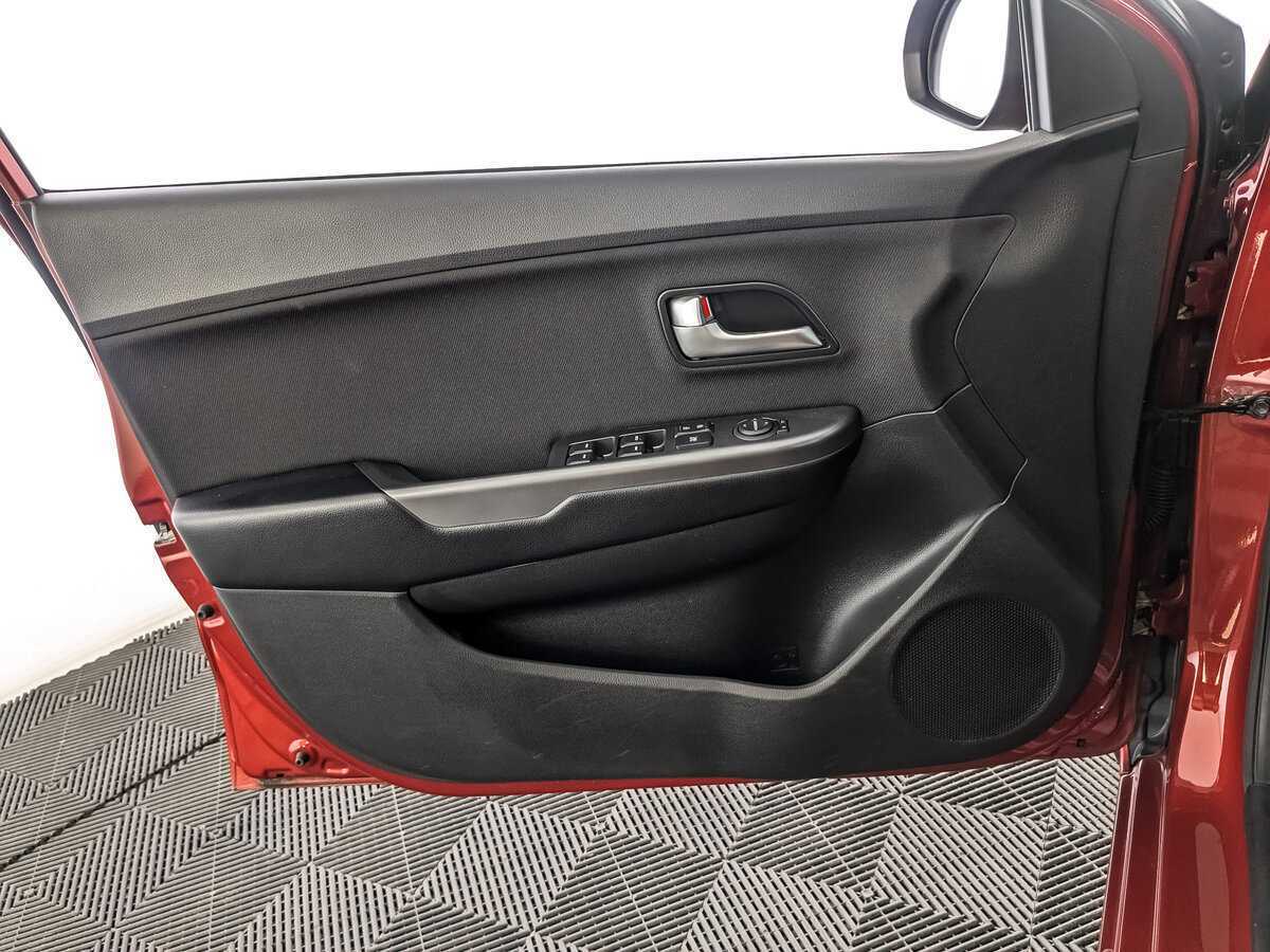 Купить Kia Rio с пробегом. Фото: #14