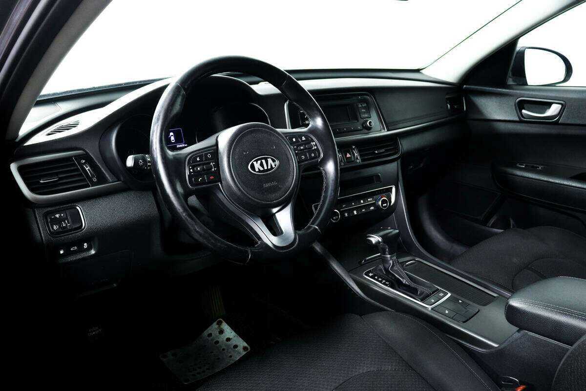 Купить Kia Optima с пробегом. Фото: #10