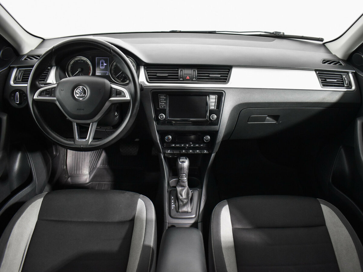 Купить Skoda Rapid с пробегом. Фото: #12