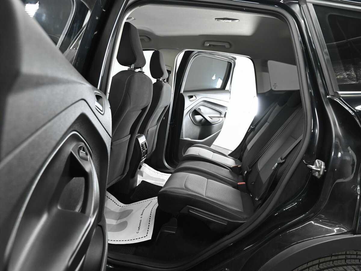 Купить Ford Kuga с пробегом. Фото: #13