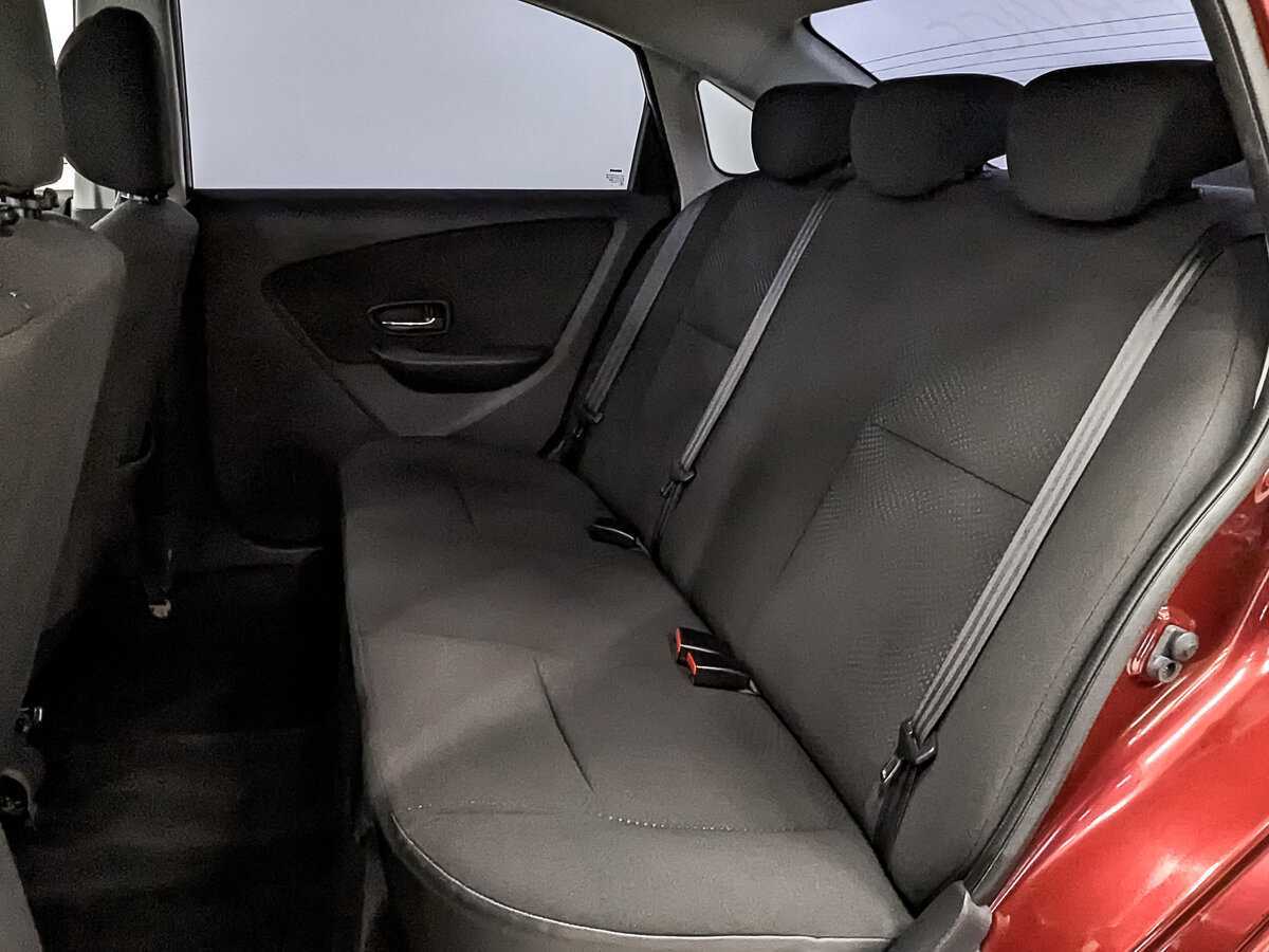 Купить Nissan Almera с пробегом. Фото: #17