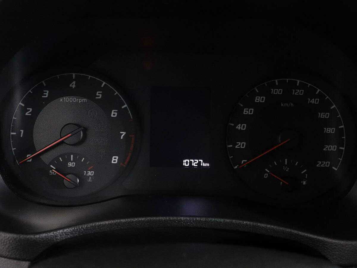 Купить Hyundai Solaris с пробегом. Фото: #9