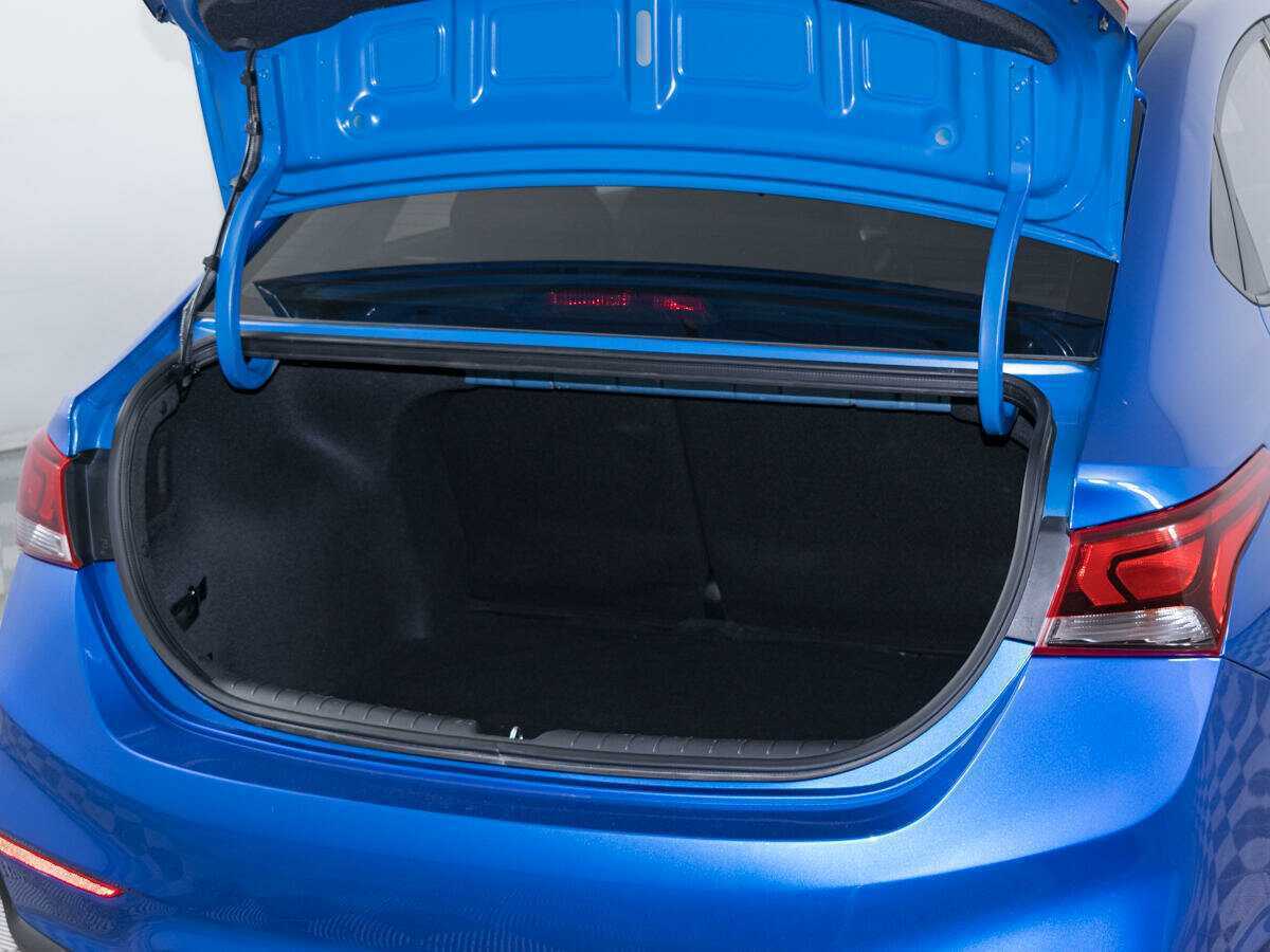 Купить Hyundai Solaris с пробегом. Фото: #5