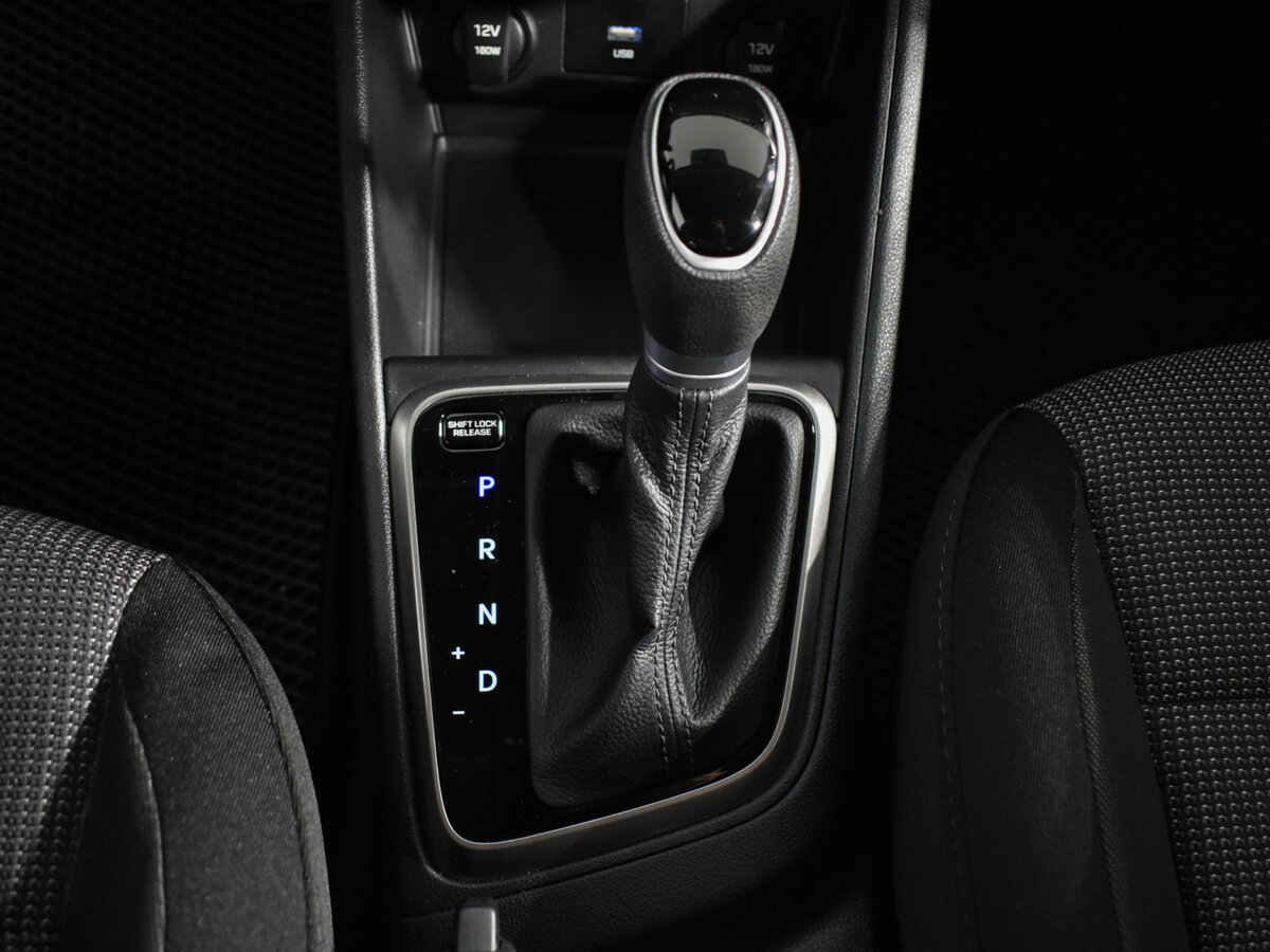 Купить Hyundai Solaris с пробегом. Фото: #16