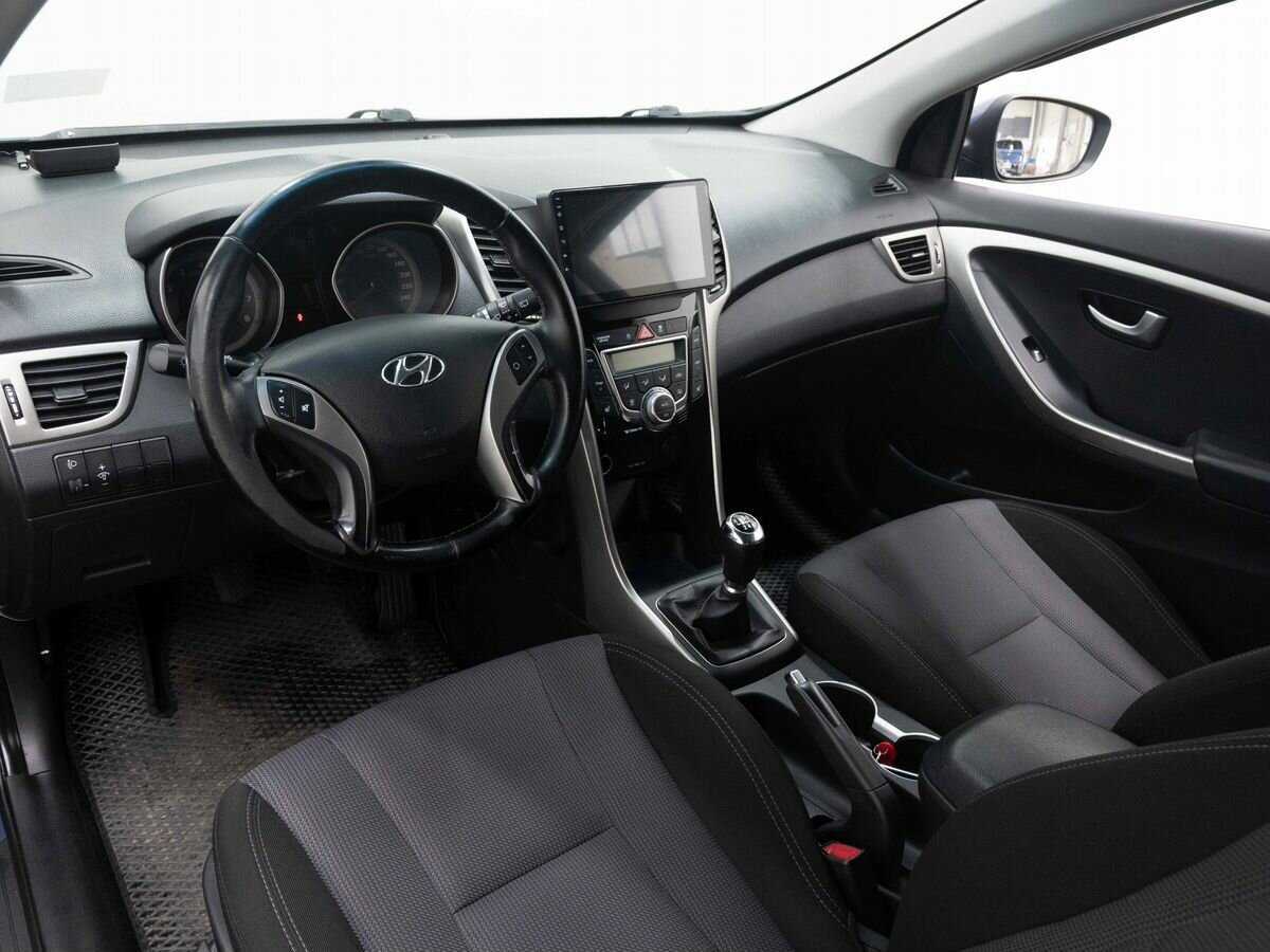 Купить Hyundai i30 с пробегом. Фото: #8