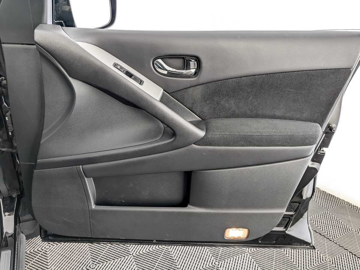 Купить Nissan Murano с пробегом. Фото: #23