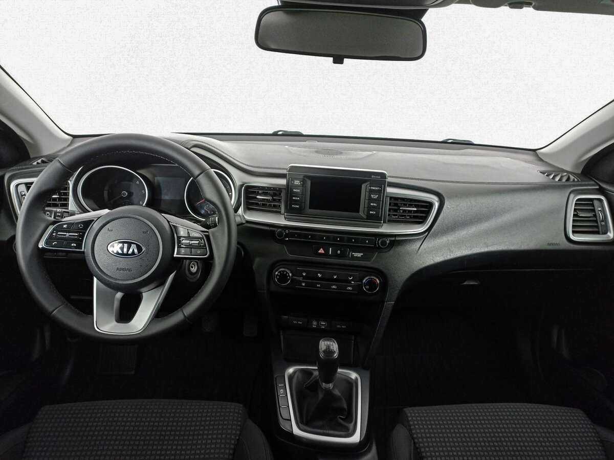 Купить Kia Ceed с пробегом. Фото: #11
