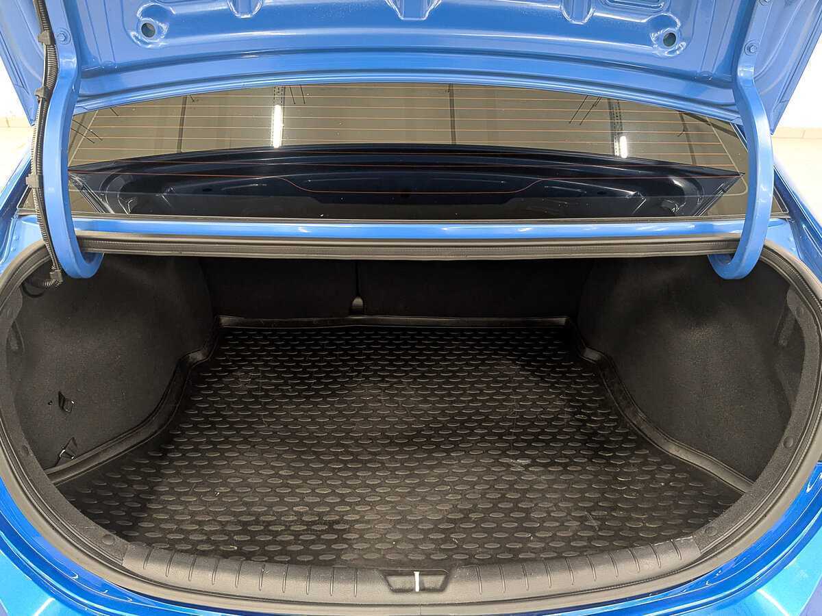 Купить Hyundai Solaris с пробегом. Фото: #9