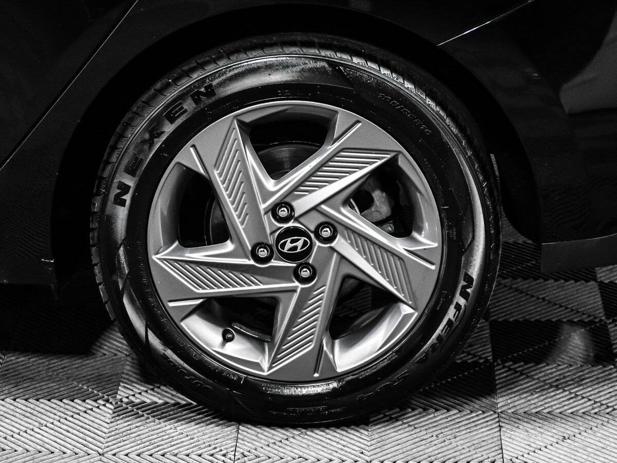 Купить Hyundai Solaris с пробегом. Фото: #14