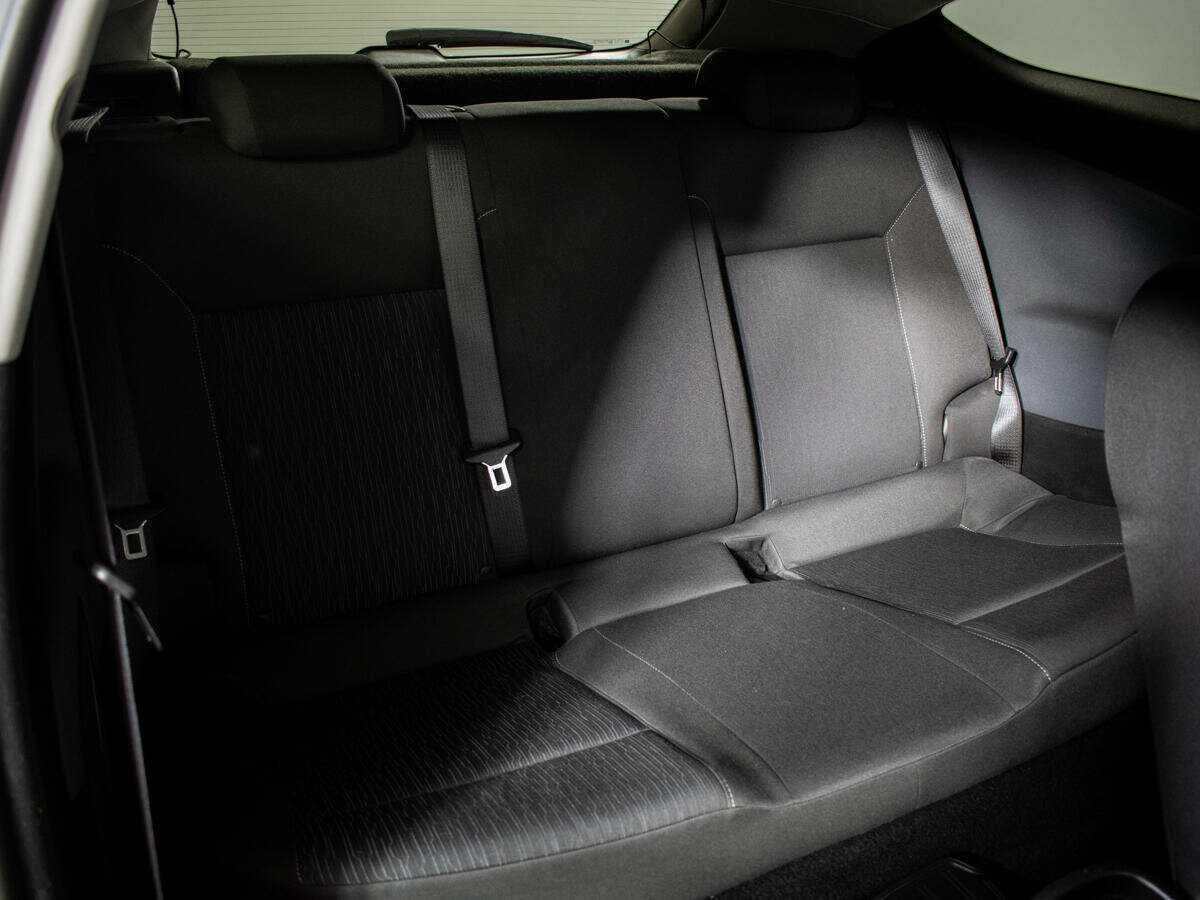 Купить Opel Astra с пробегом. Фото: #8