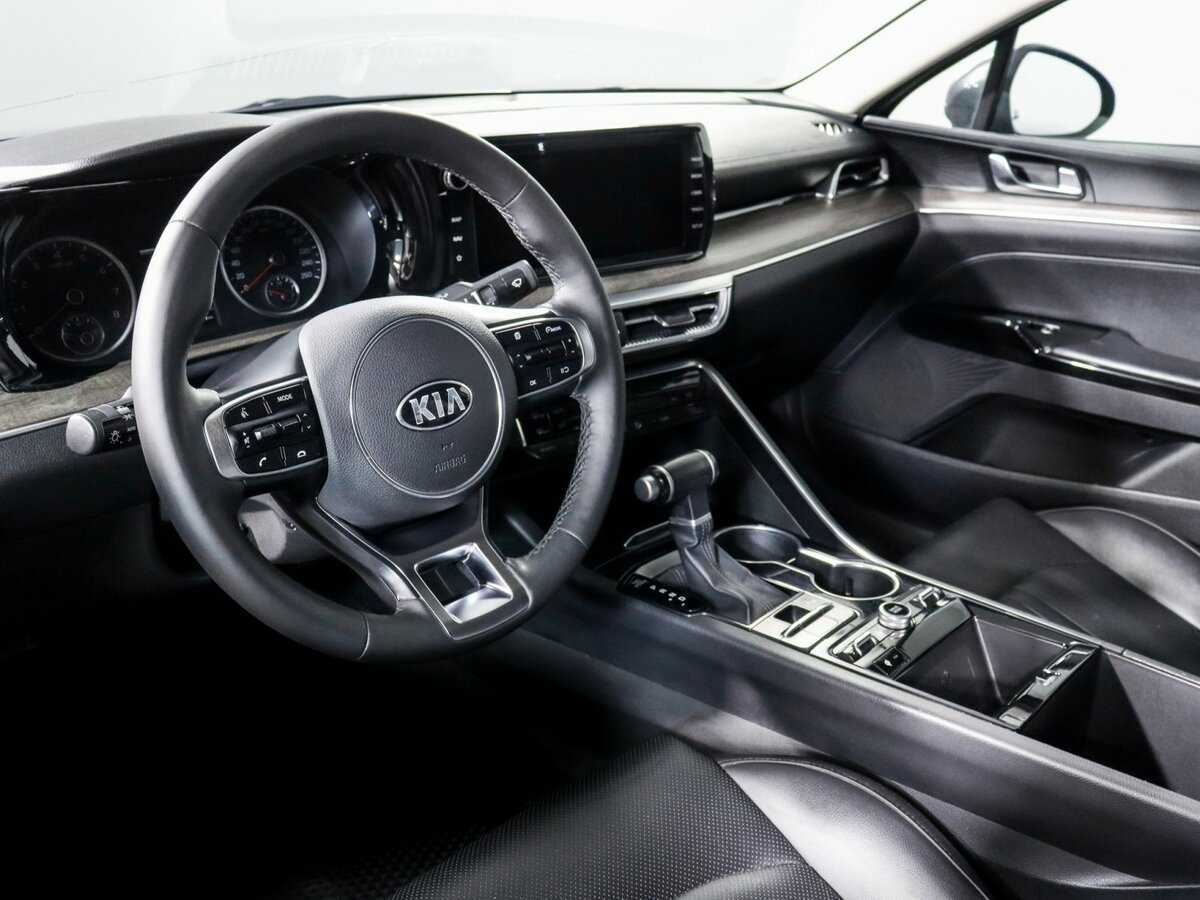 Купить Kia K5 с пробегом. Фото: #13