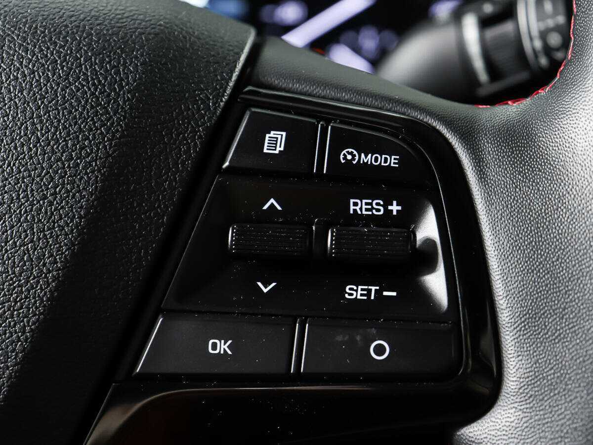 Купить Hyundai Solaris с пробегом. Фото: #16