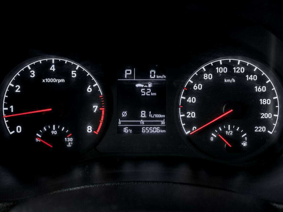 Купить Hyundai Solaris с пробегом. Фото: #8