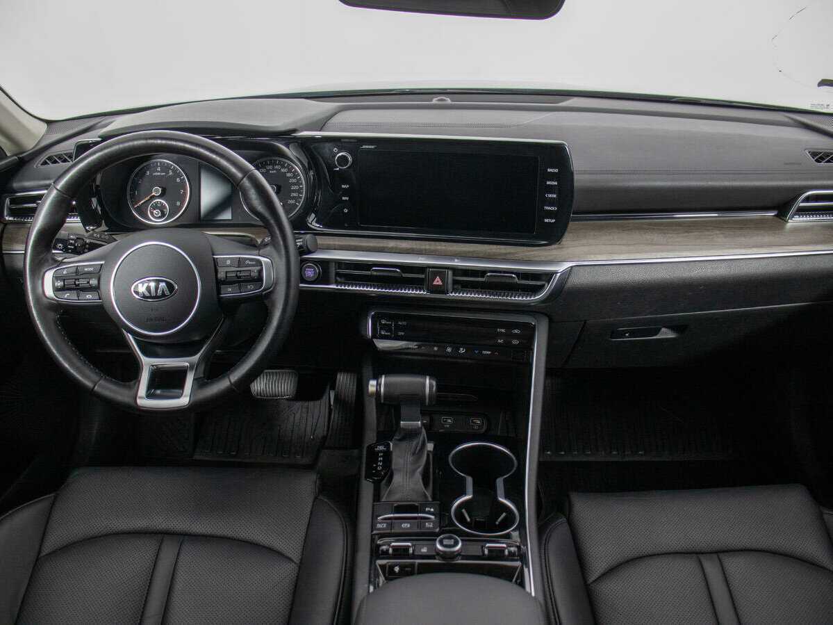 Купить Kia K5 с пробегом. Фото: #12