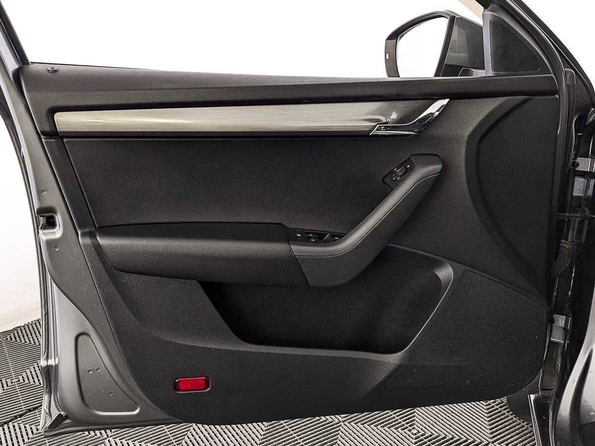 Купить Skoda Octavia с пробегом. Фото: #18