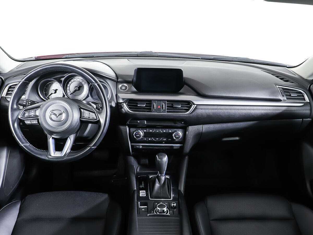 Купить Mazda 6 с пробегом. Фото: #10