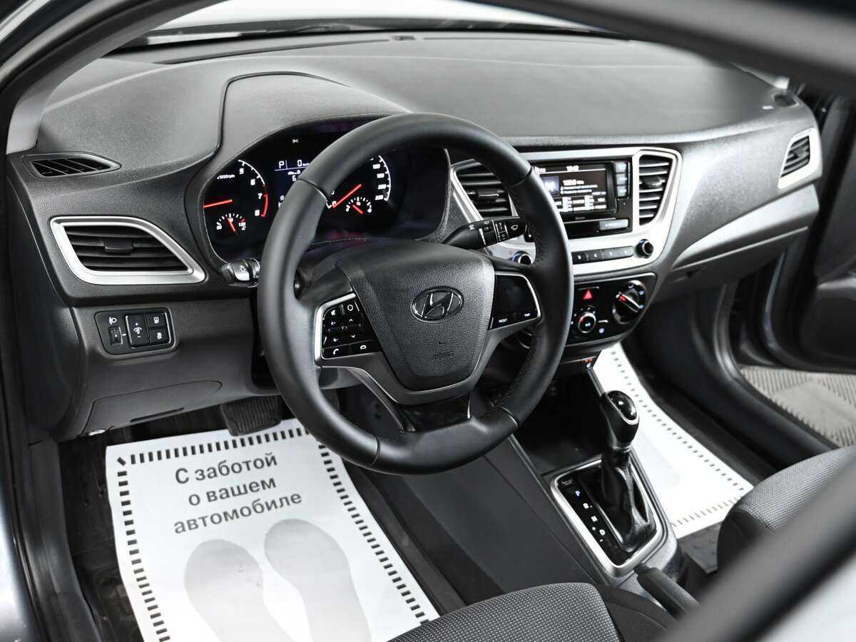 Купить Hyundai Solaris с пробегом. Фото: #4