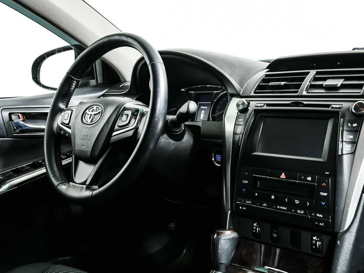 Купить Toyota Camry с пробегом. Фото: #8