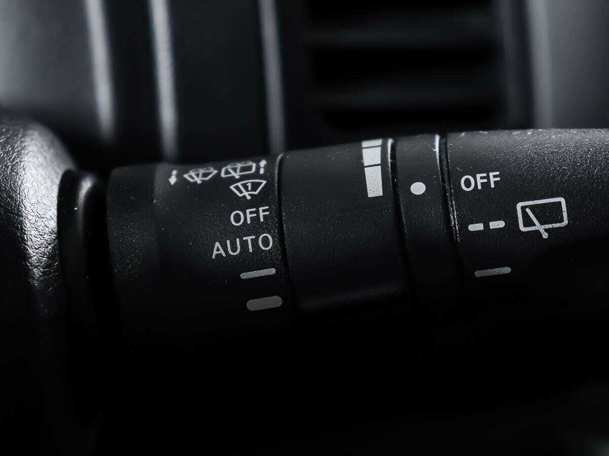 Купить Nissan Note с пробегом. Фото: #13