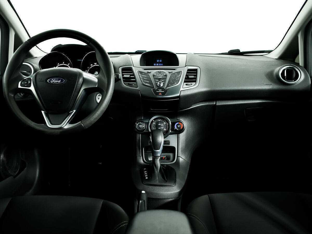 Купить Ford Fiesta с пробегом. Фото: #10