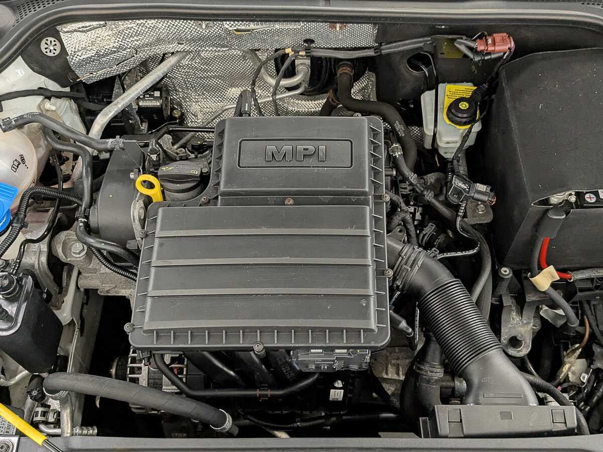 Купить Volkswagen Jetta с пробегом. Фото: #8