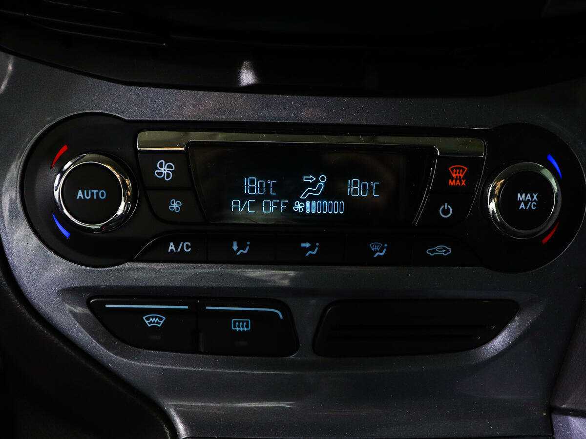 Купить Ford Focus с пробегом. Фото: #10