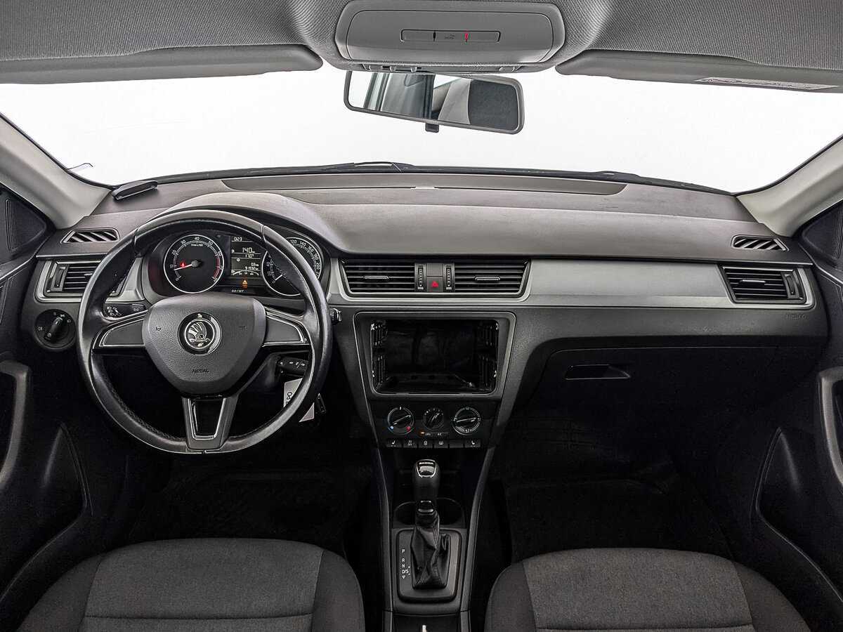 Купить Skoda Rapid с пробегом. Фото: #11