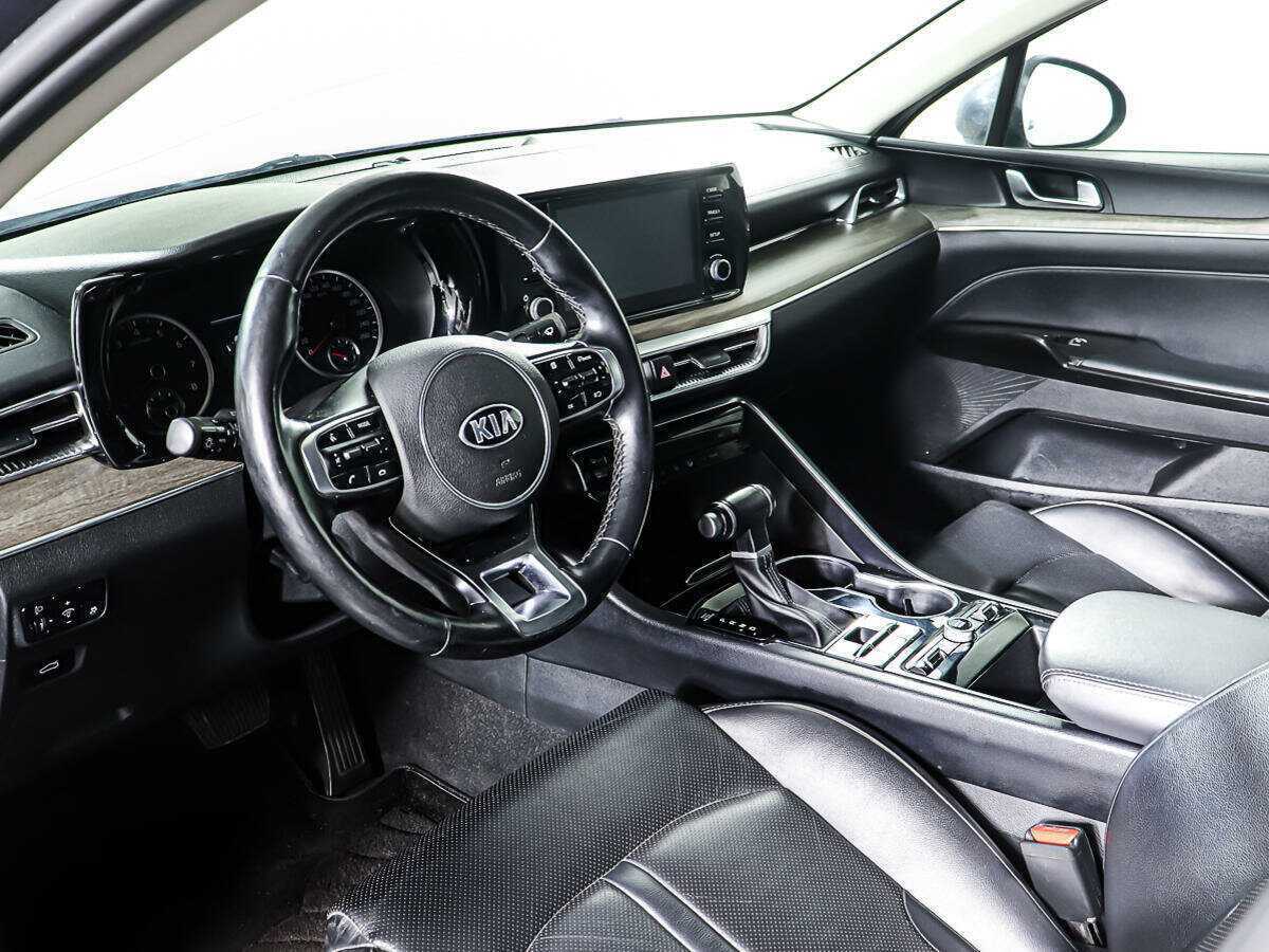 Купить Kia K5 с пробегом. Фото: #12