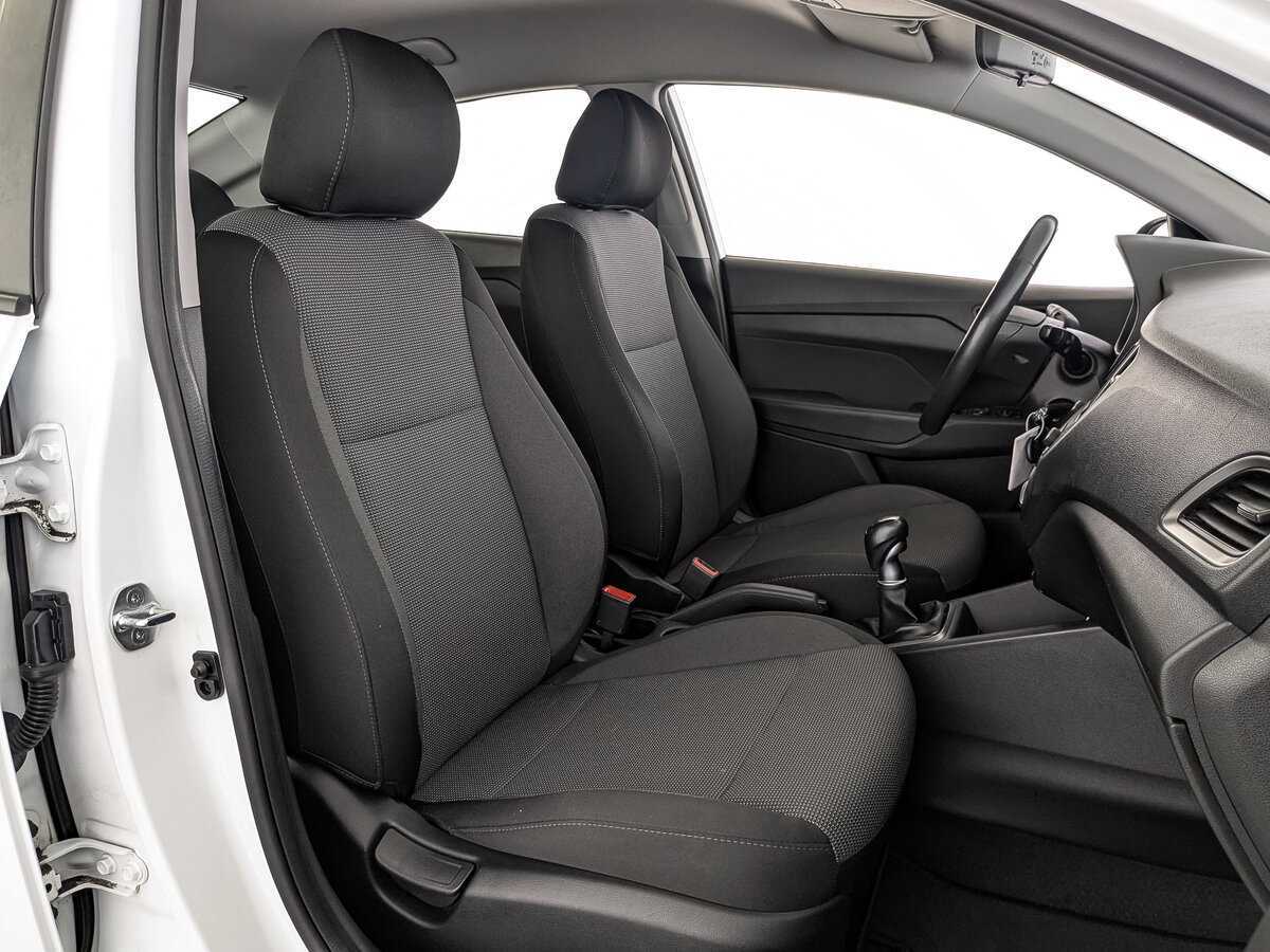 Купить Hyundai Solaris с пробегом. Фото: #20