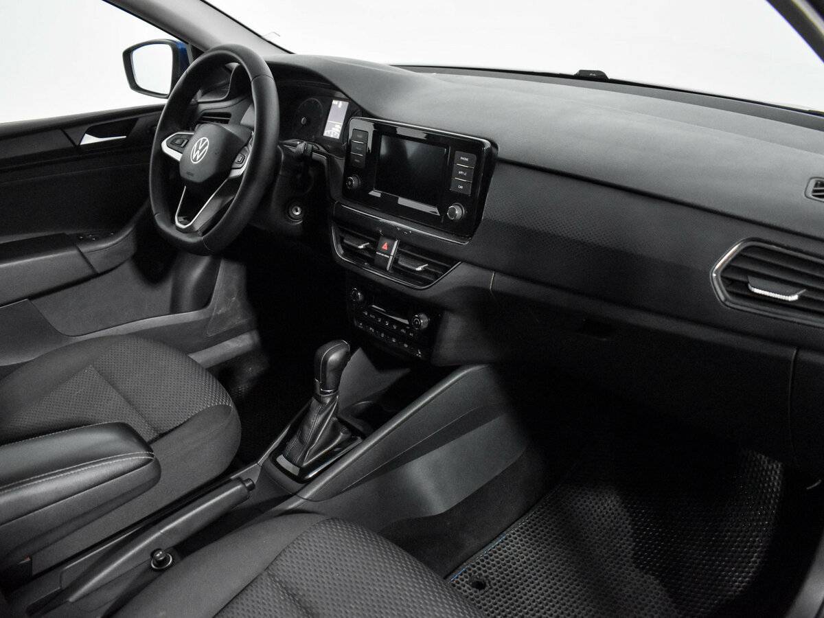 Купить Volkswagen Polo с пробегом. Фото: #11