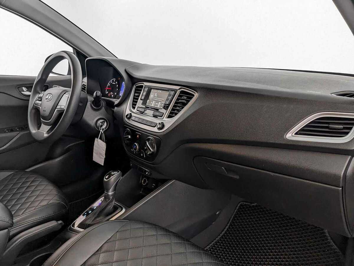 Купить Hyundai Solaris с пробегом. Фото: #8