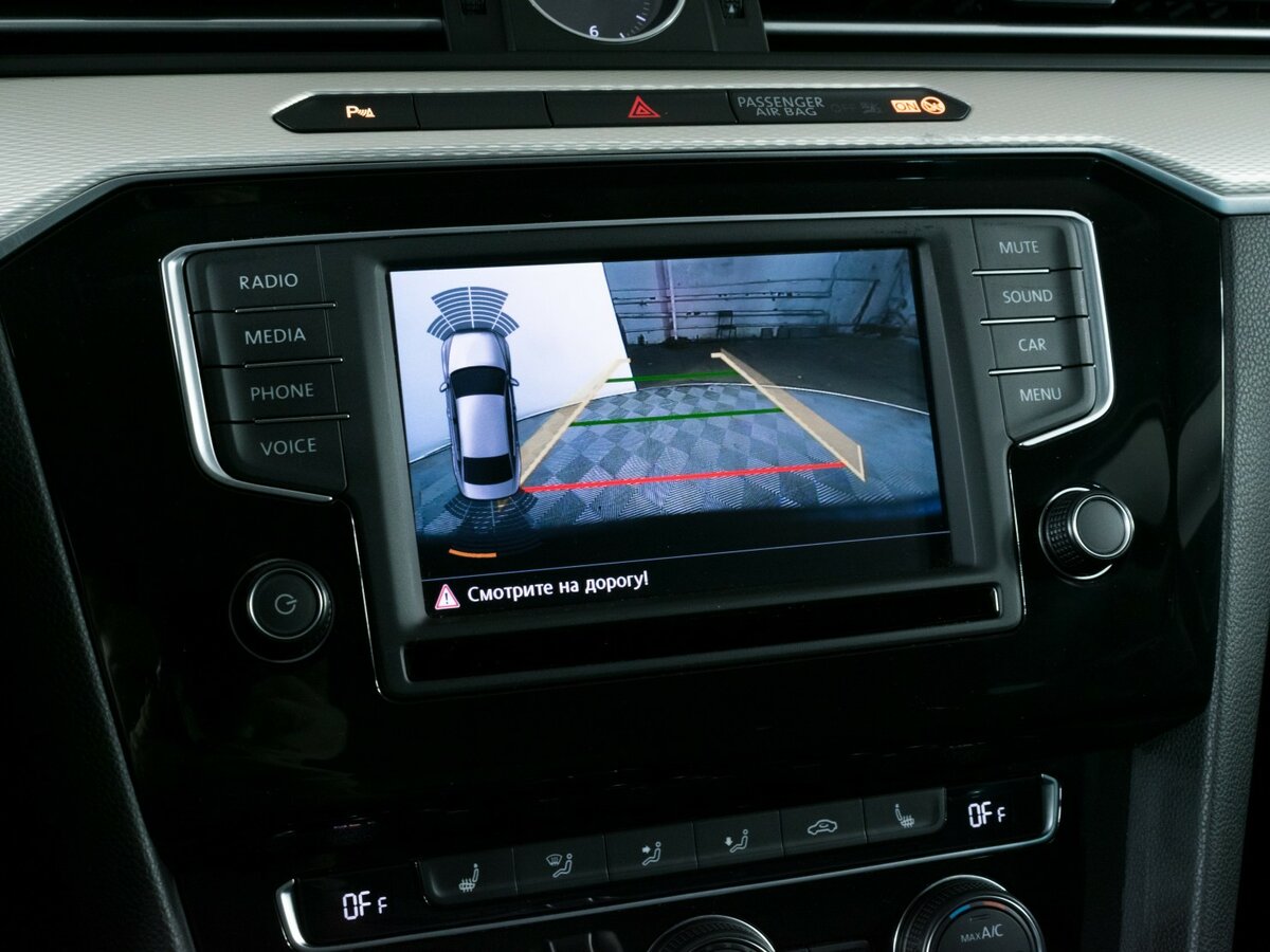 Купить Volkswagen Passat с пробегом. Фото: #13