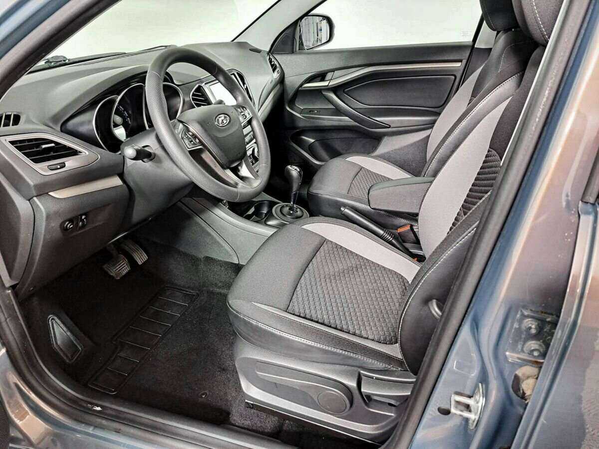 Купить Lada (ВАЗ) Vesta с пробегом. Фото: #13