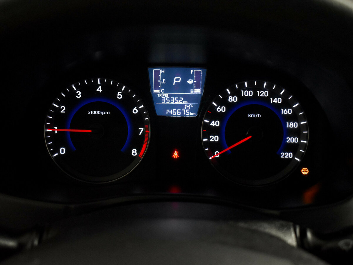 Купить Hyundai Solaris с пробегом. Фото: #16