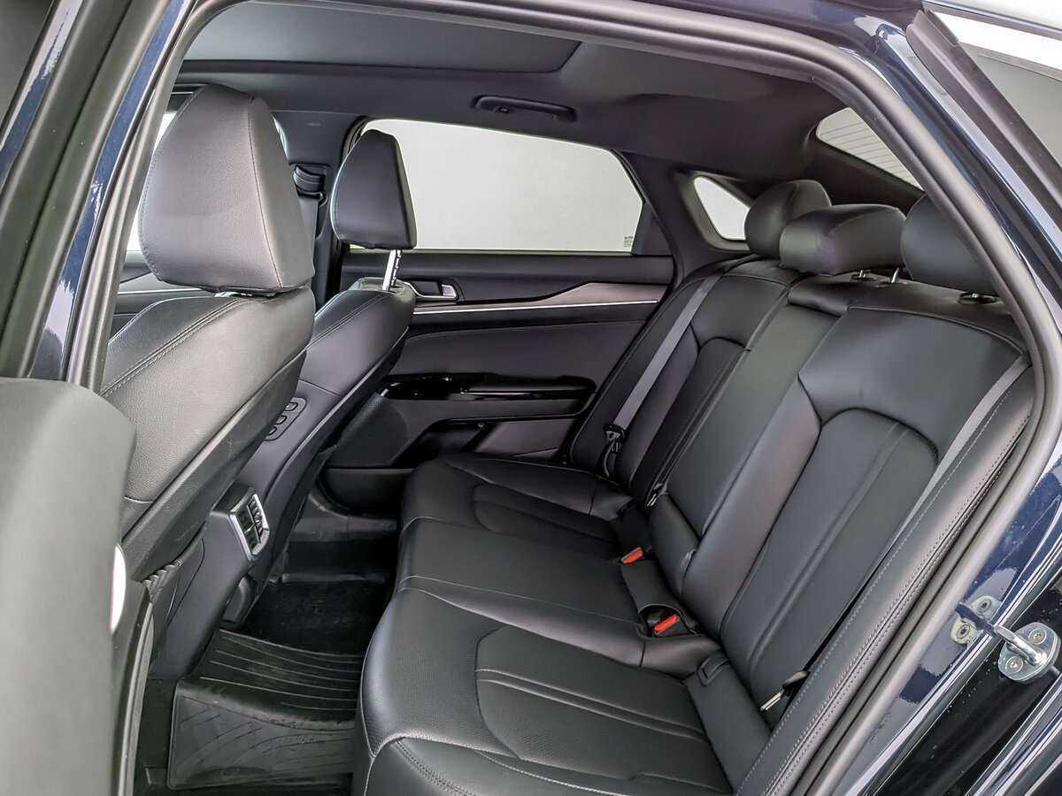 Купить Kia K5 с пробегом. Фото: #9