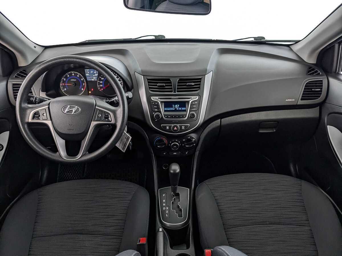 Купить Hyundai Solaris с пробегом. Фото: #9