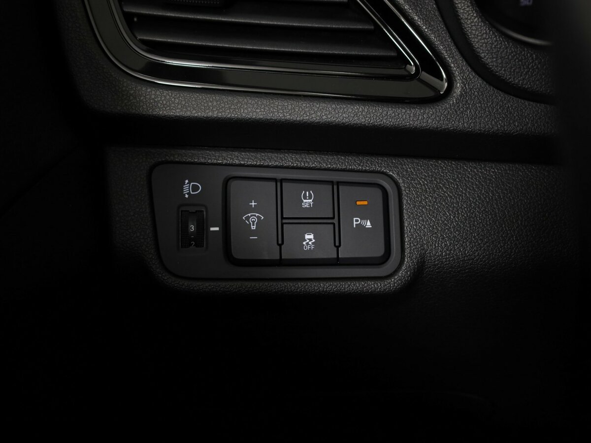 Купить Hyundai Solaris с пробегом. Фото: #18