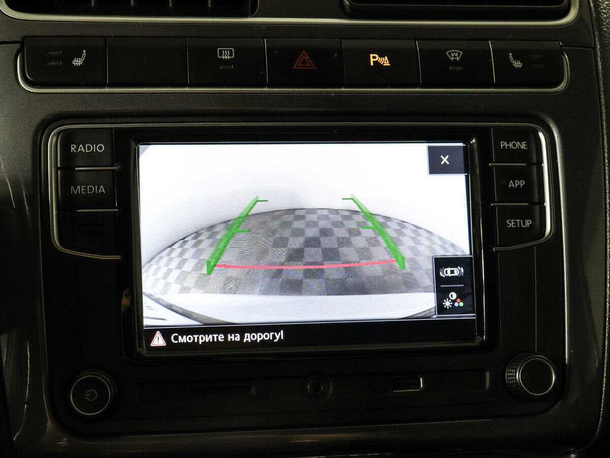 Купить Volkswagen Polo с пробегом. Фото: #14