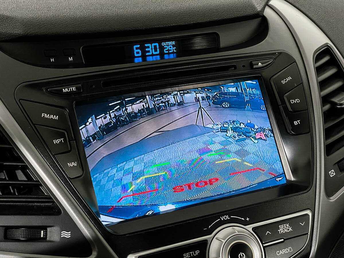 Купить Hyundai Elantra с пробегом. Фото: #13